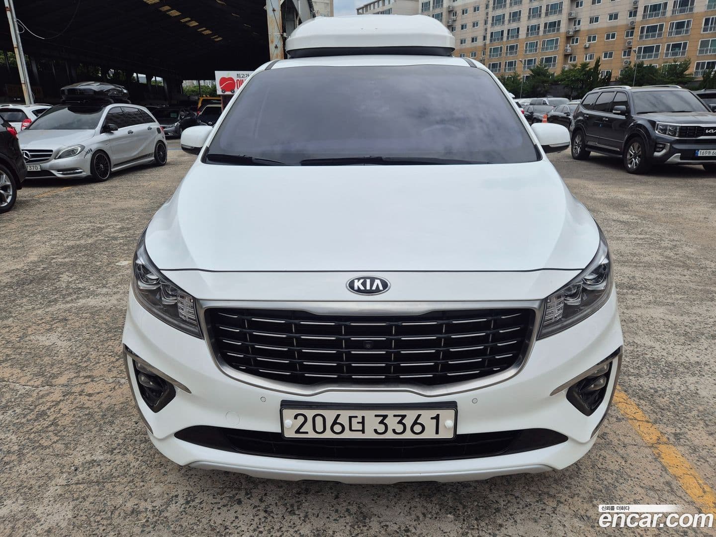 Main__Slider__Photo:Canival Kia 2019.6-0