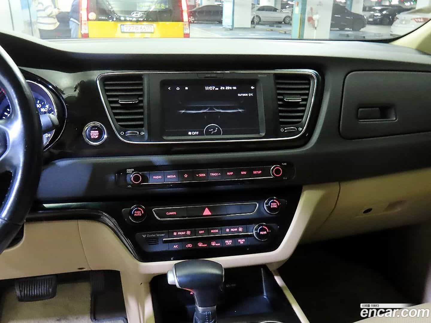 Canival Kia 2020.1-OPTION-017
