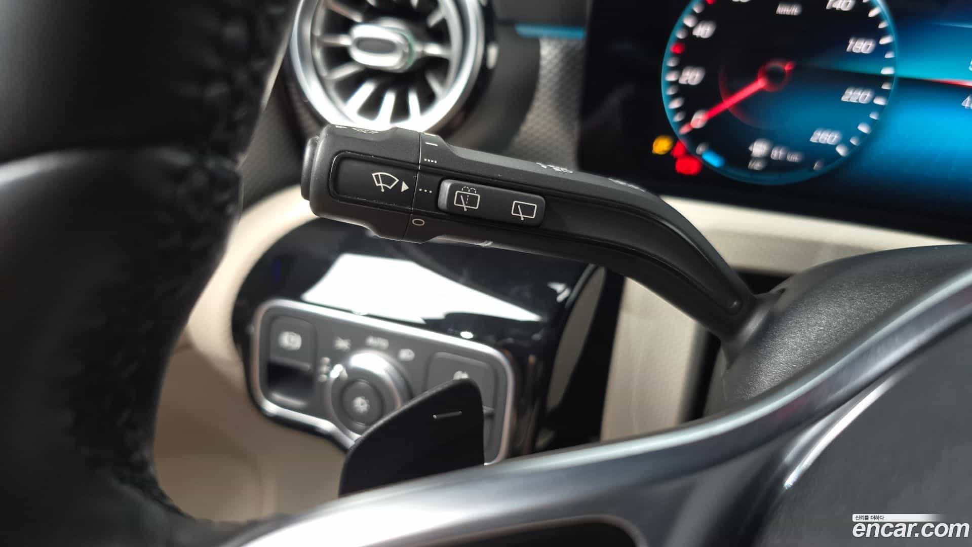 A-Class Mercedes-Benz 2021.2-OPTION-042