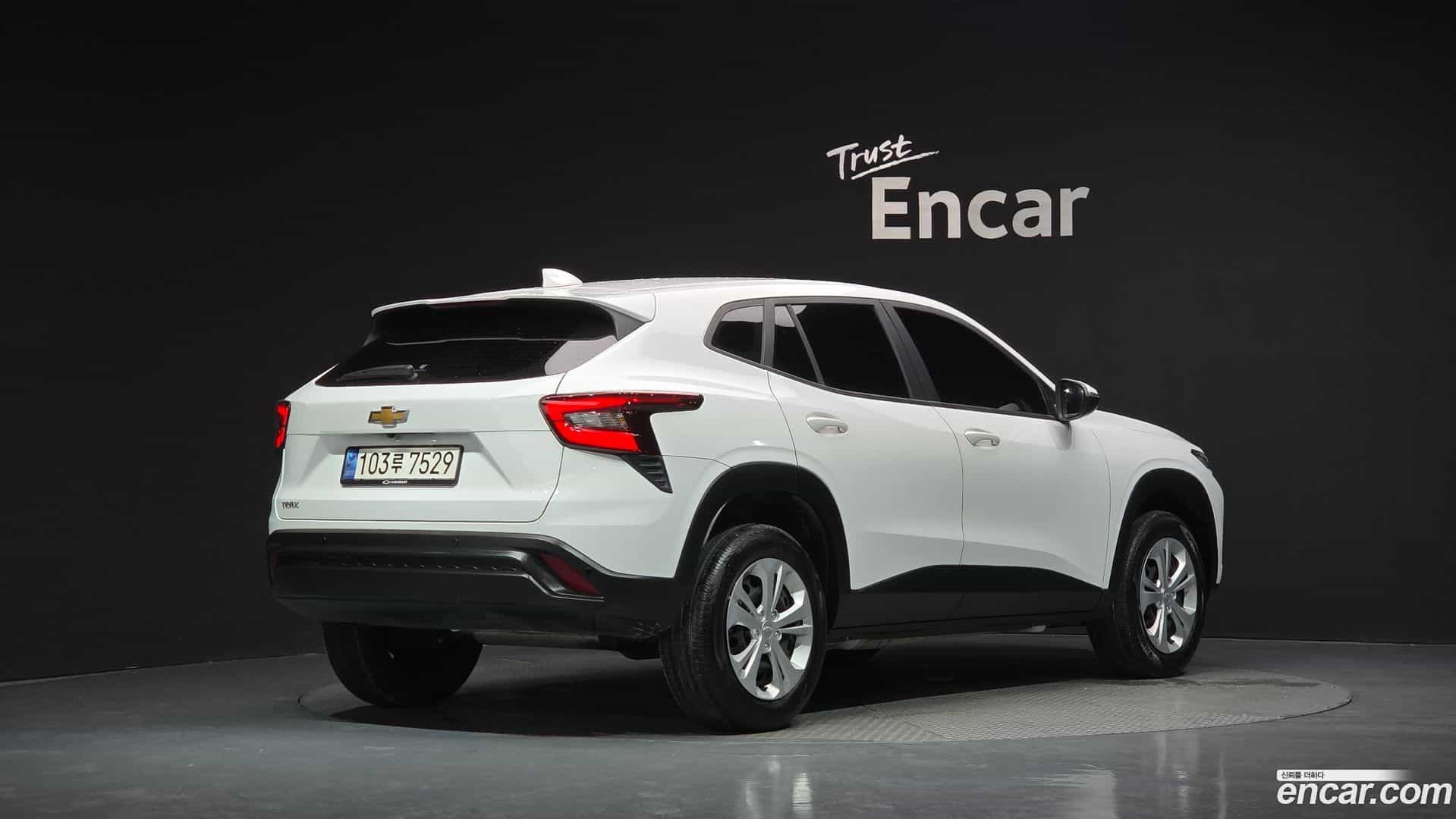 Trax Chevrolet 2023.7-OUTER-002