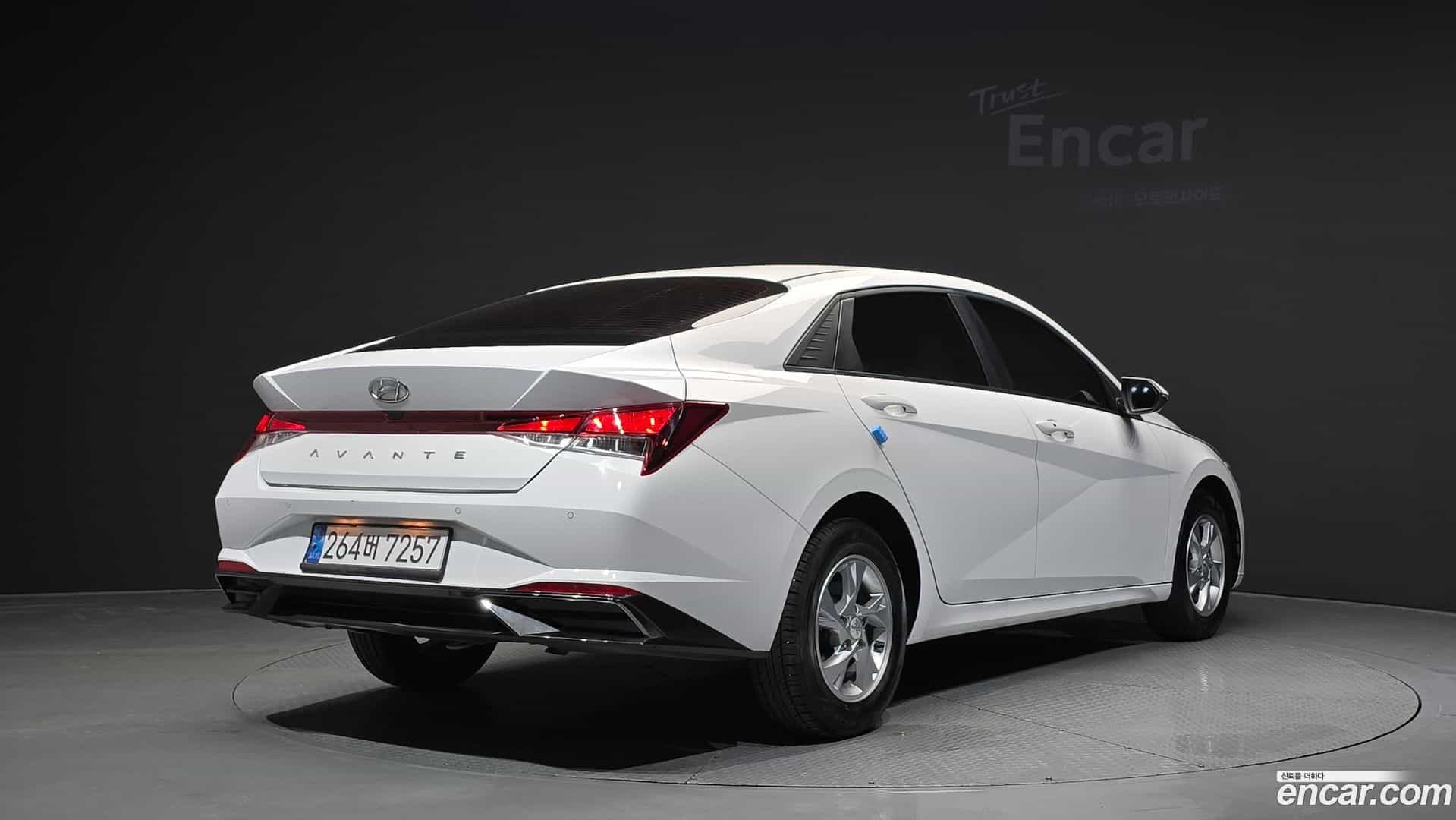 AVANTE Hyundai 2021.9-OUTER-002
