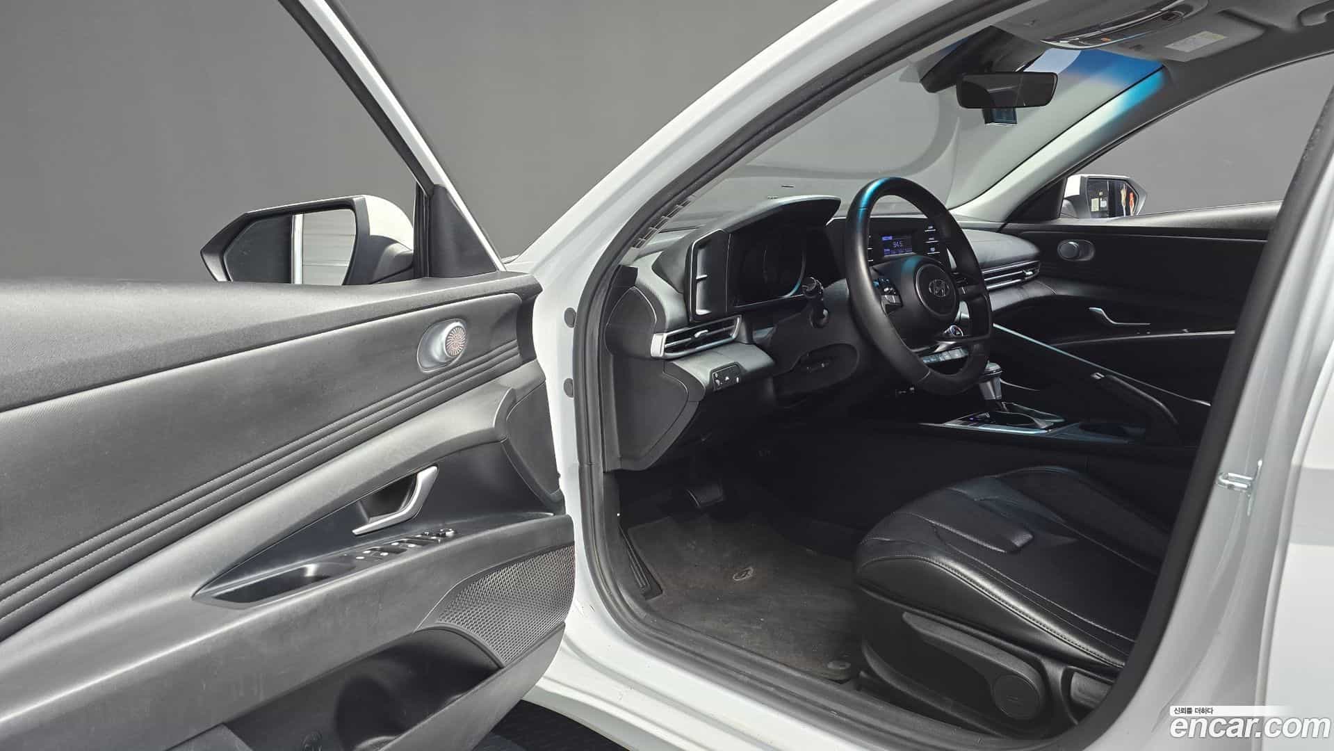 AVANTE Hyundai 2021.9-INNER-010