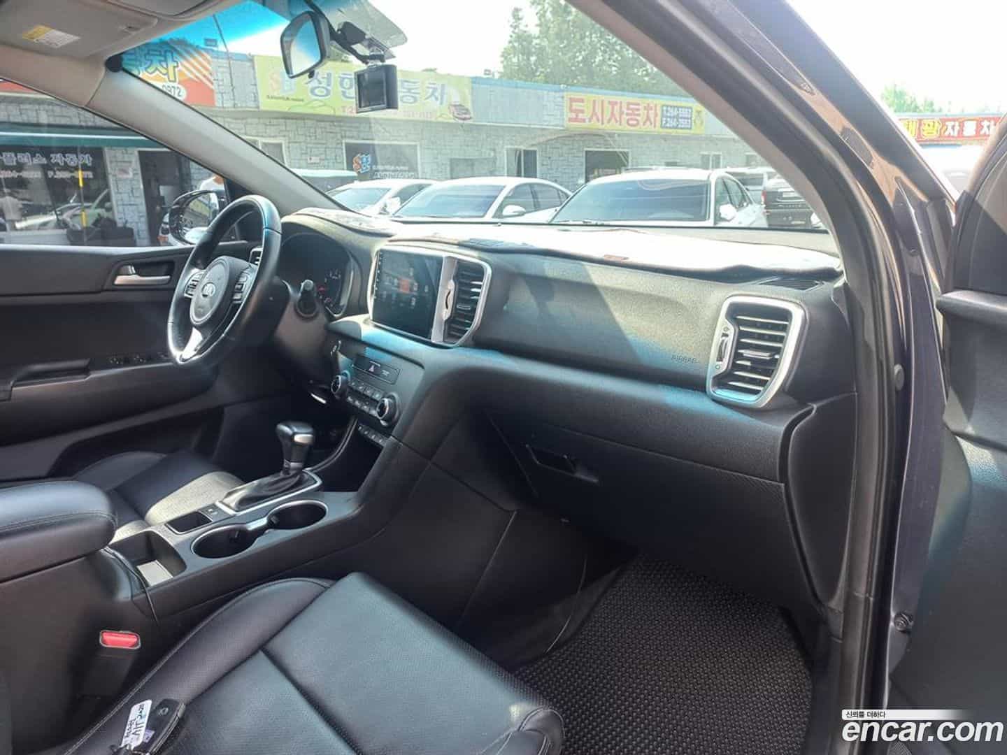 Sportage Kia 2017.5-OPTION-016