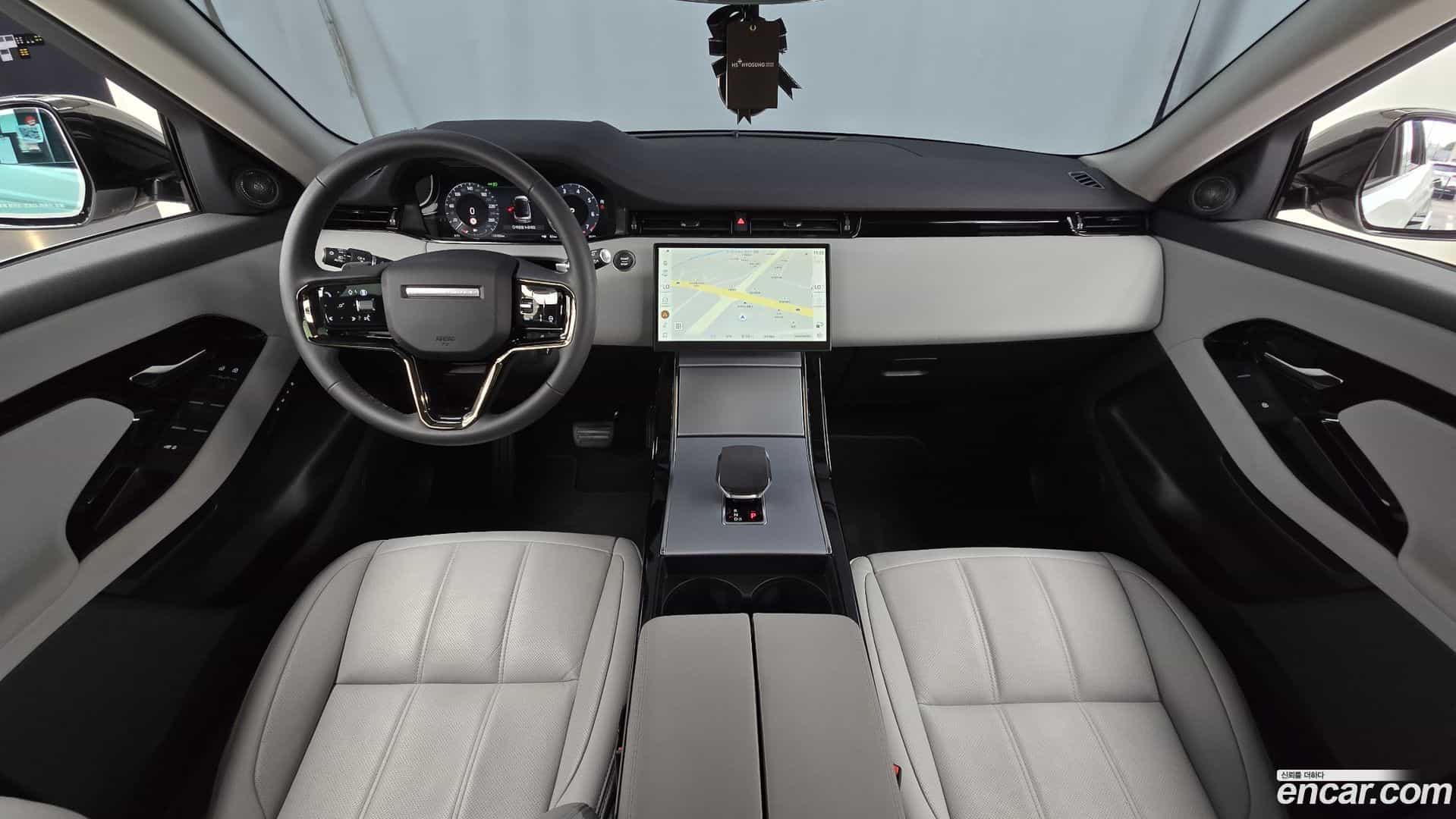 Range Rover Evoque Land Rover 2025.2-INNER-007