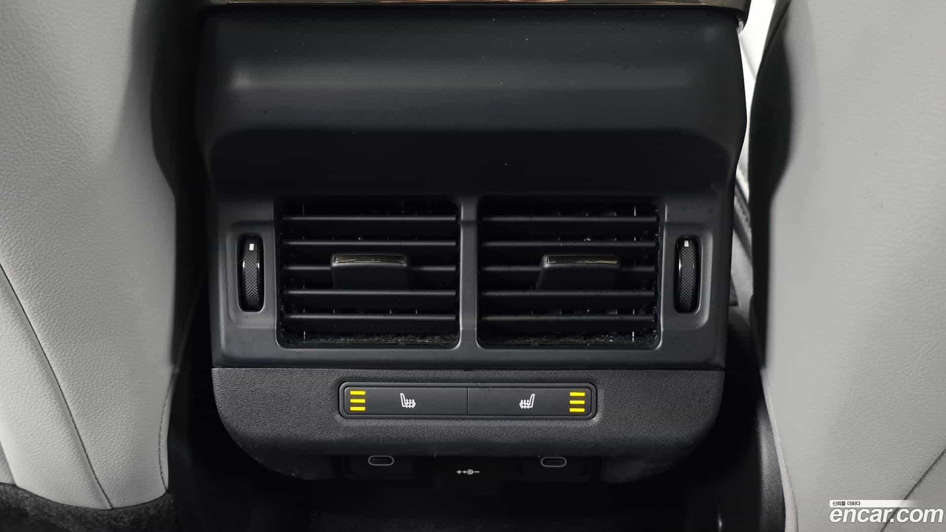 Range Rover Evoque Land Rover 2025.2-OPTION-023