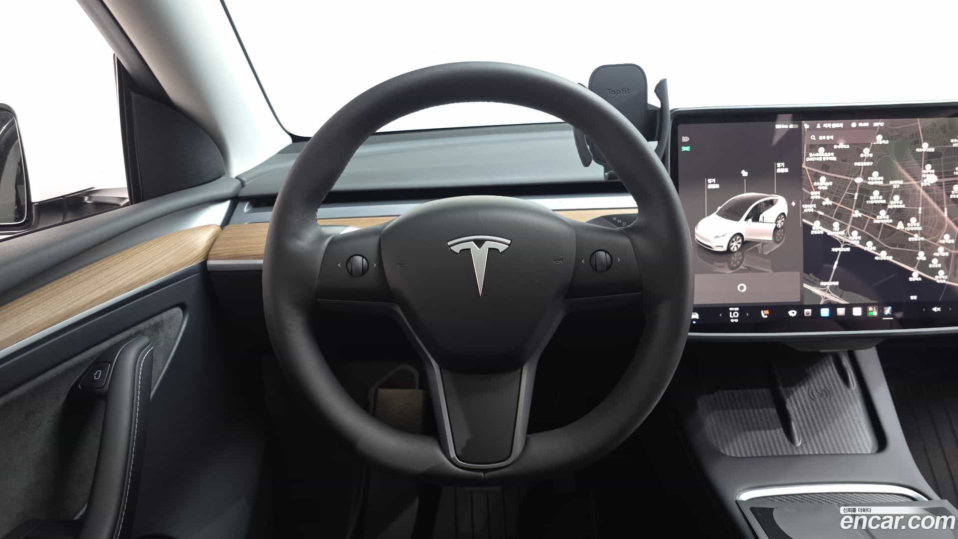 Model Y Tesla 2023.11-OPTION-016
