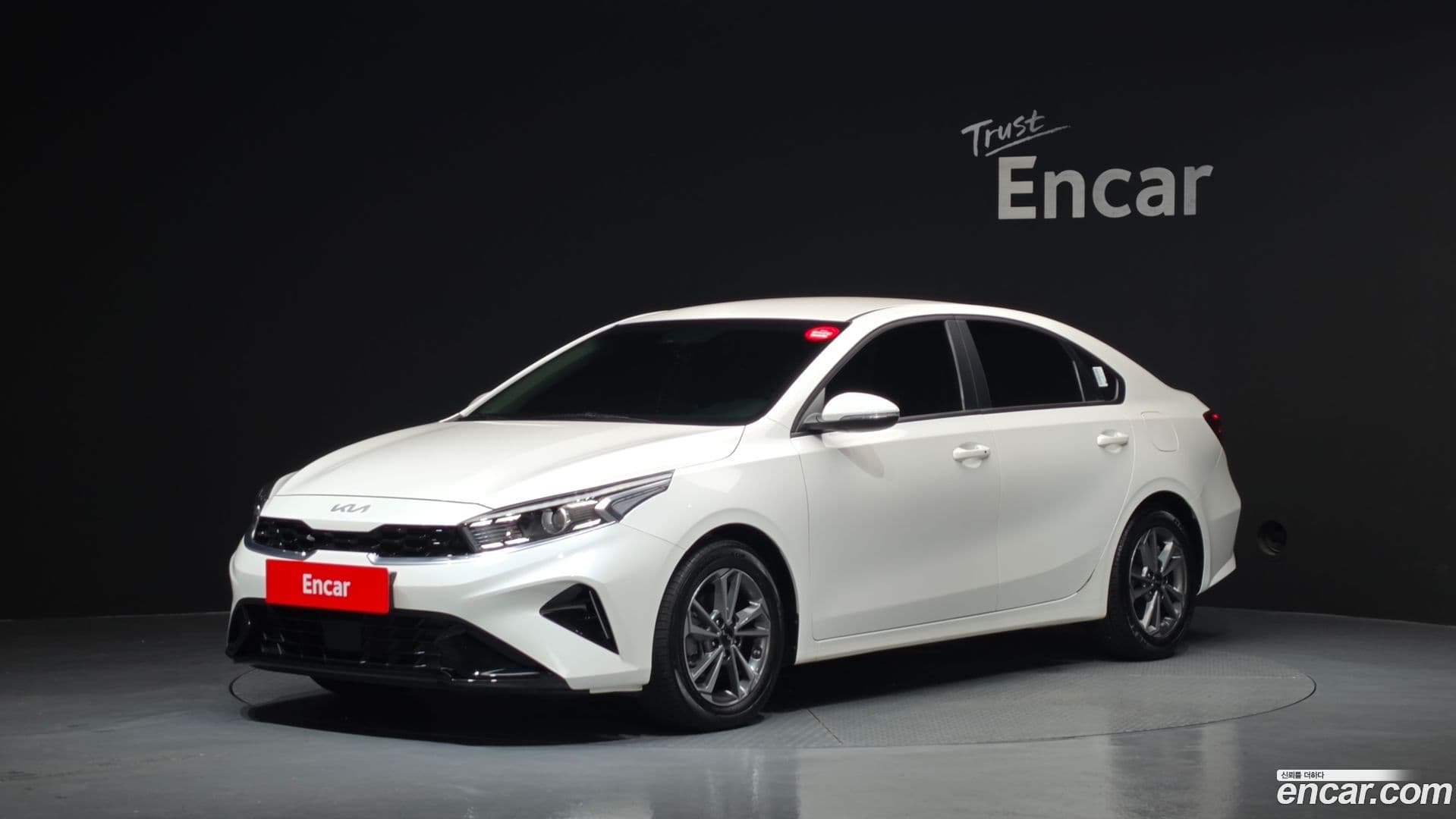 Main__Slider__Photo:K3 Kia 2022.3-0
