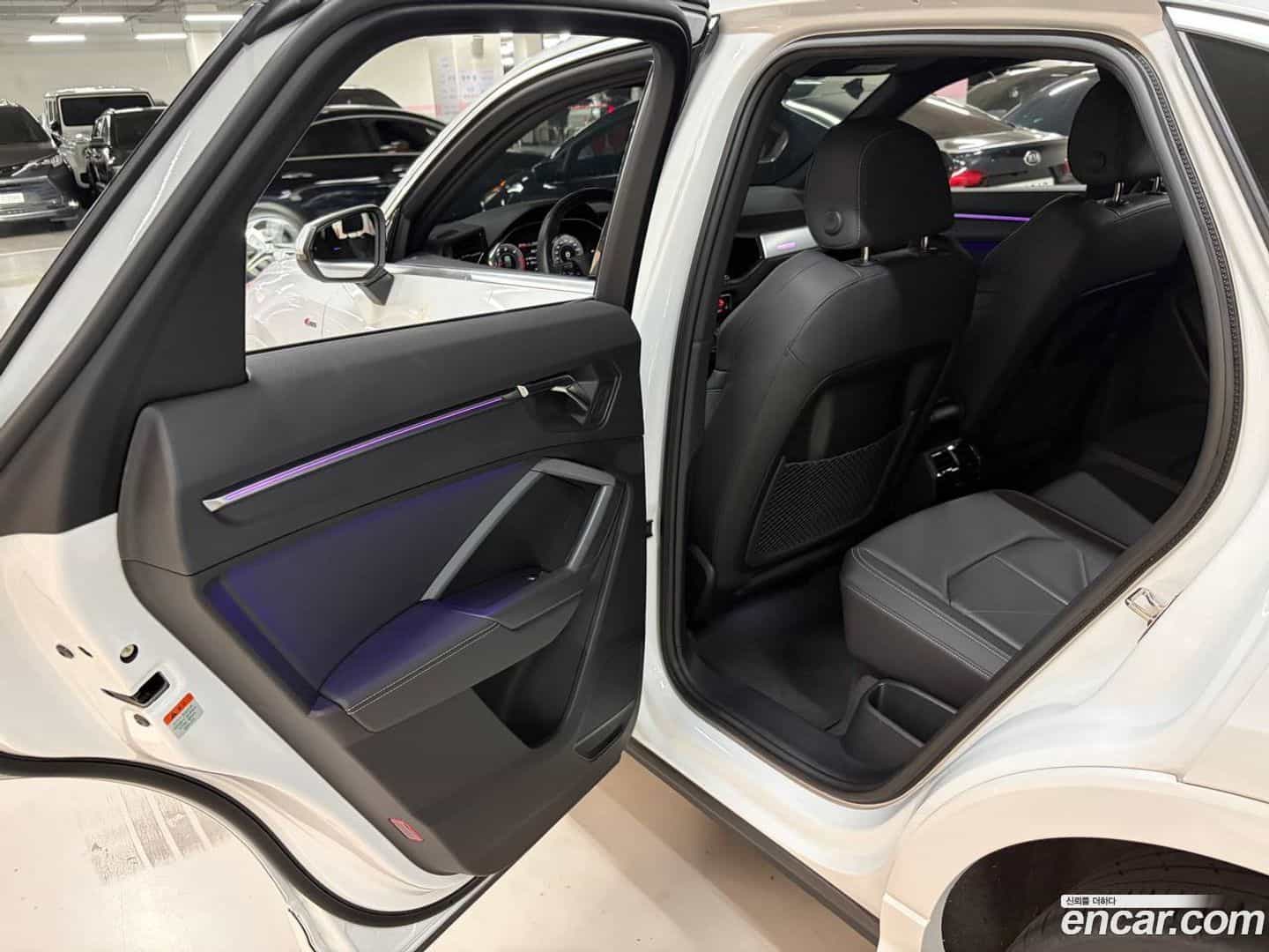 Q3 Audi 2023.8-OPTION-018