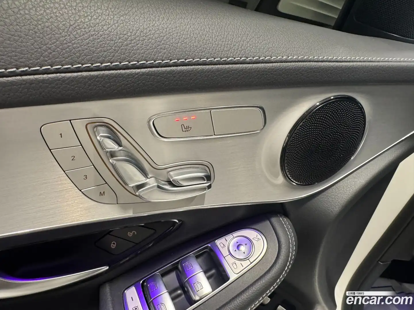 GLC-Class Mercedes-Benz 2021.4-OPTION-017