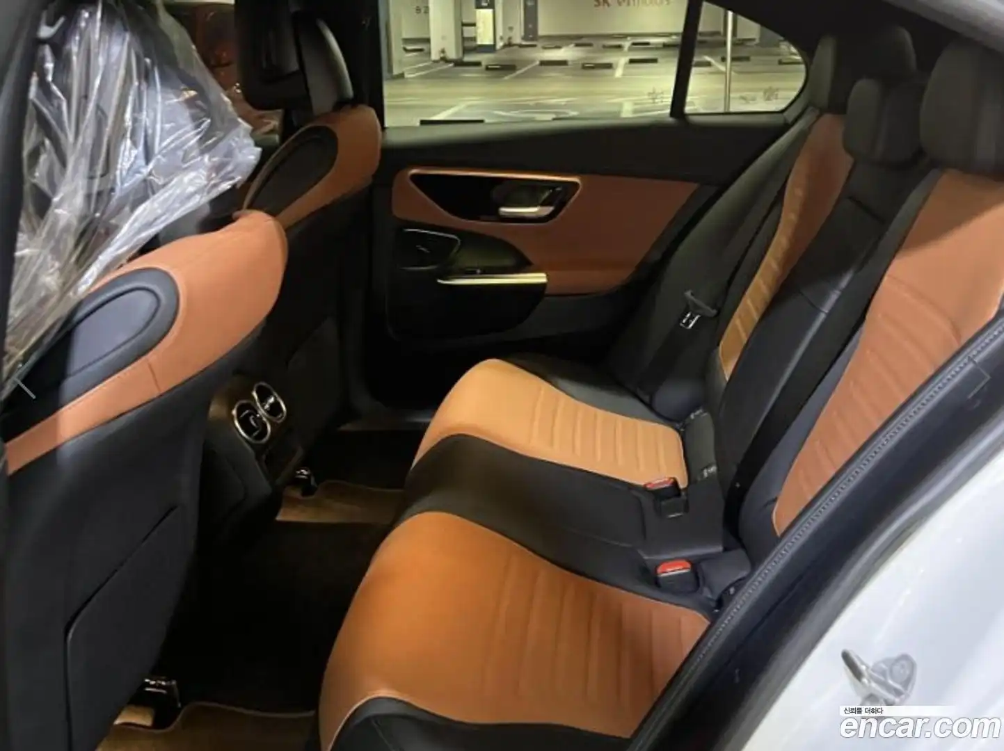 C-Class Mercedes-Benz 2023.1-INNER-009