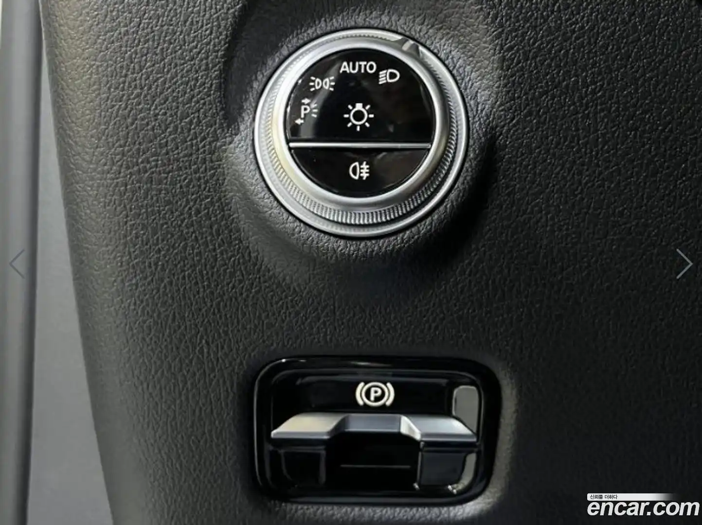 C-Class Mercedes-Benz 2023.1-OPTION-018
