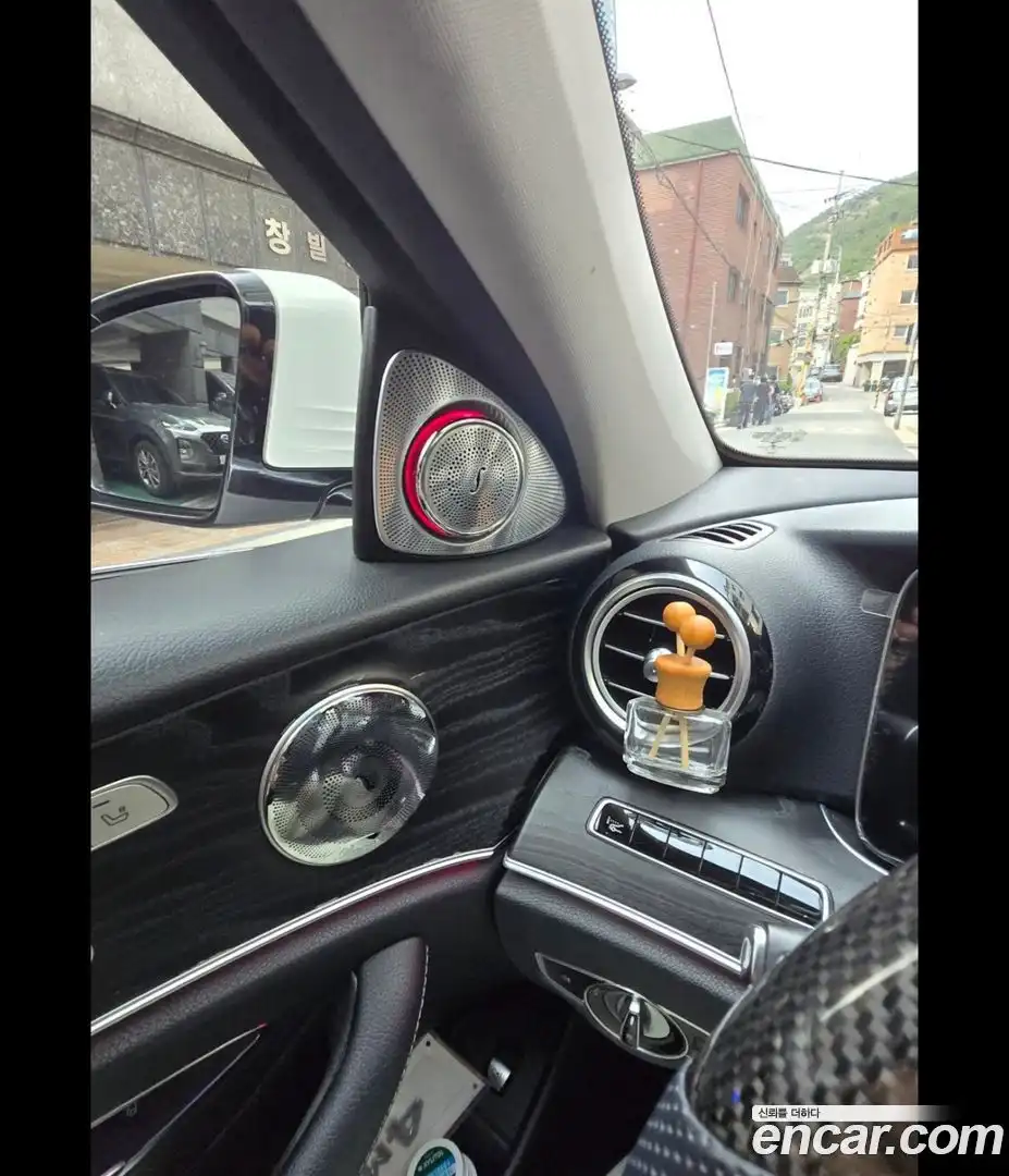E-Class Mercedes-Benz 2017.2-OPTION-016