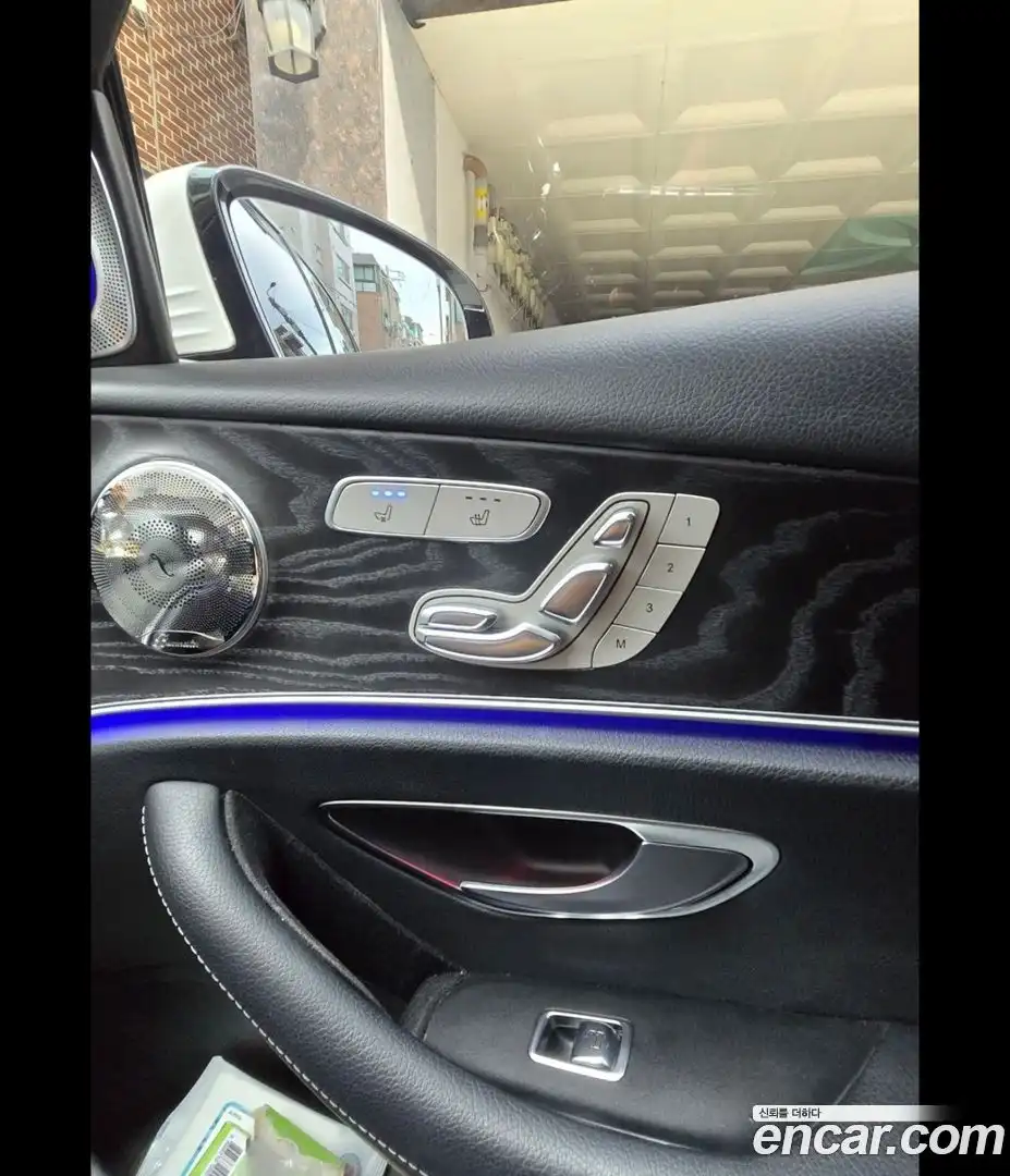 E-Class Mercedes-Benz 2017.2-OPTION-019