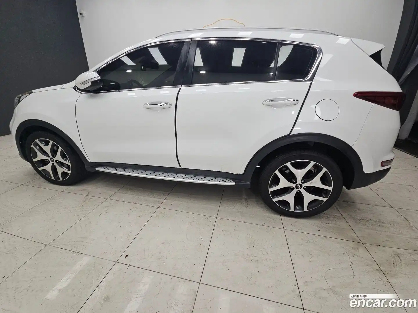 Sportage Kia 2016.8-OPTION-018