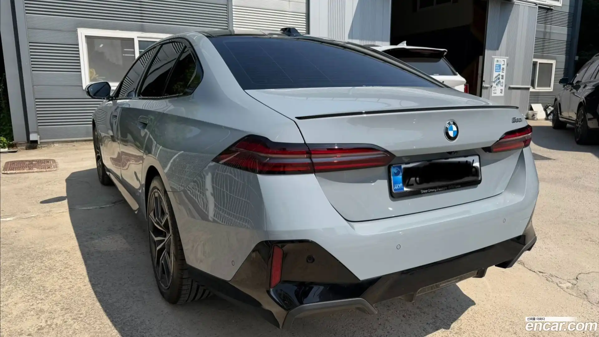 5-Series BMW 2025.11-OUTER-005