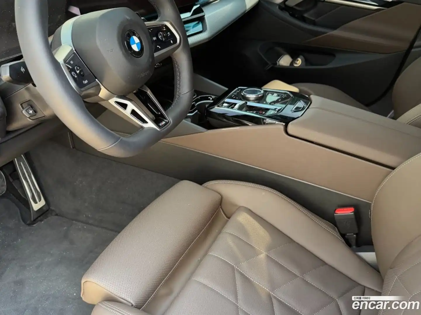 5-Series BMW 2025.11-INNER-010