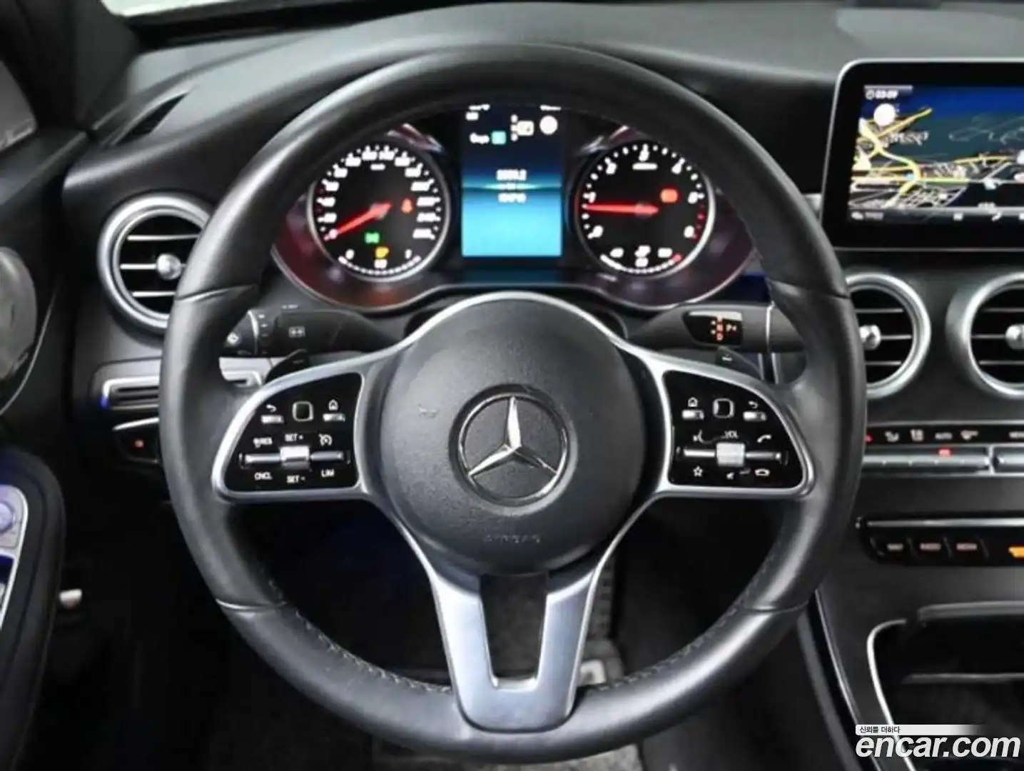 C-Class Mercedes-Benz 2019.3-OPTION-017