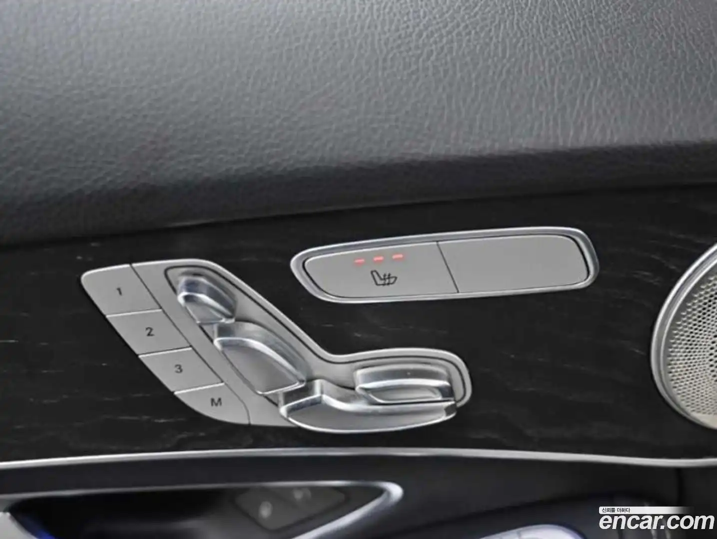 C-Class Mercedes-Benz 2019.3-OPTION-021