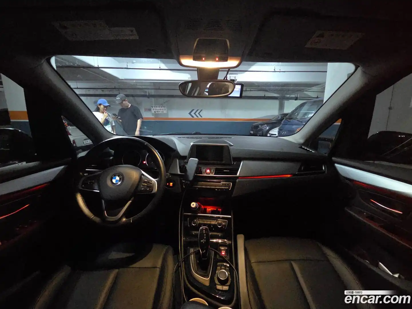 2-Series BMW 2019.7-INNER-007