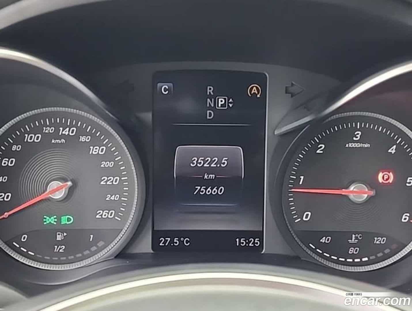 C-Class Mercedes-Benz 2015.3-OUTER-006