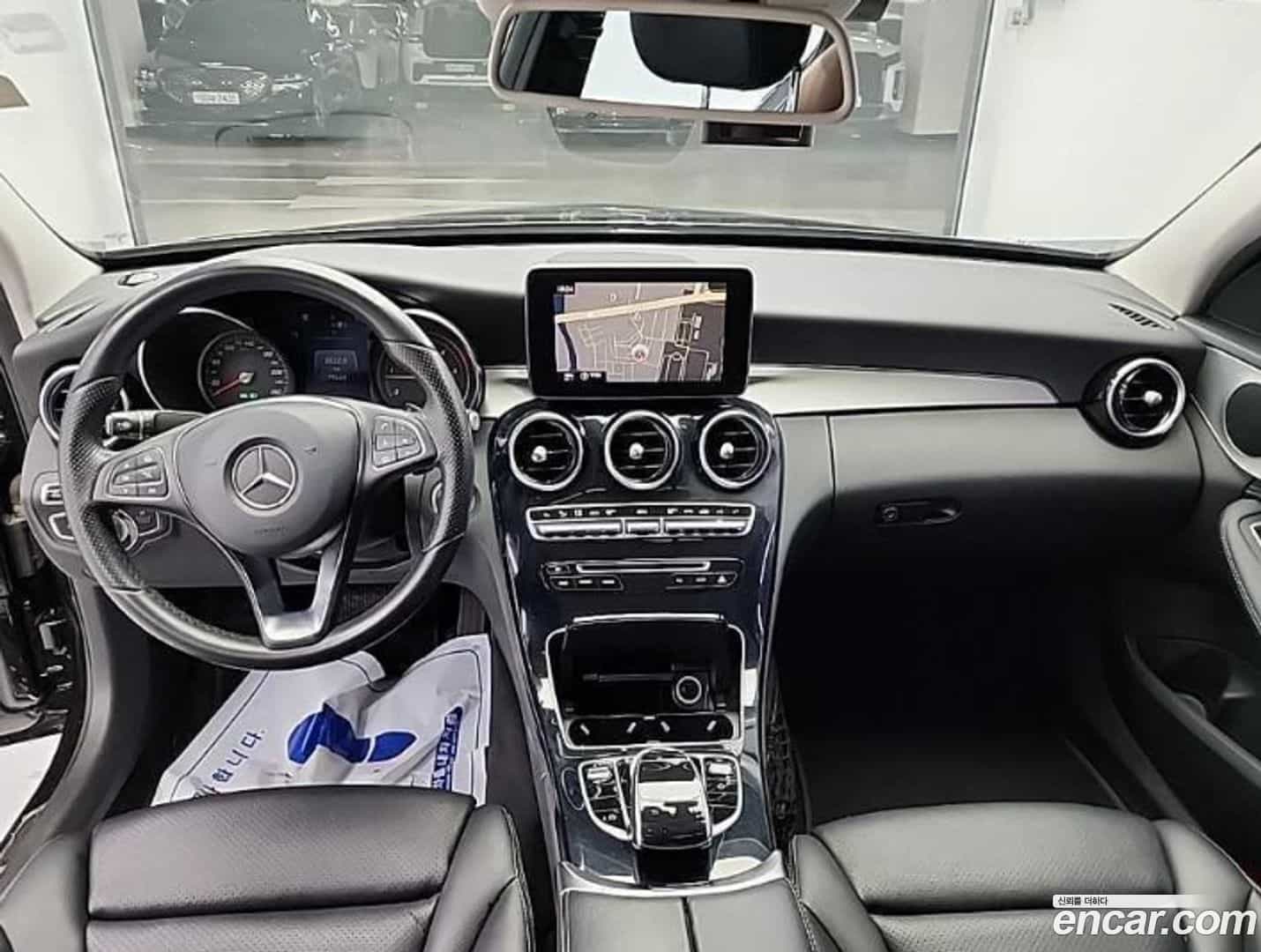 C-Class Mercedes-Benz 2015.3-INNER-007