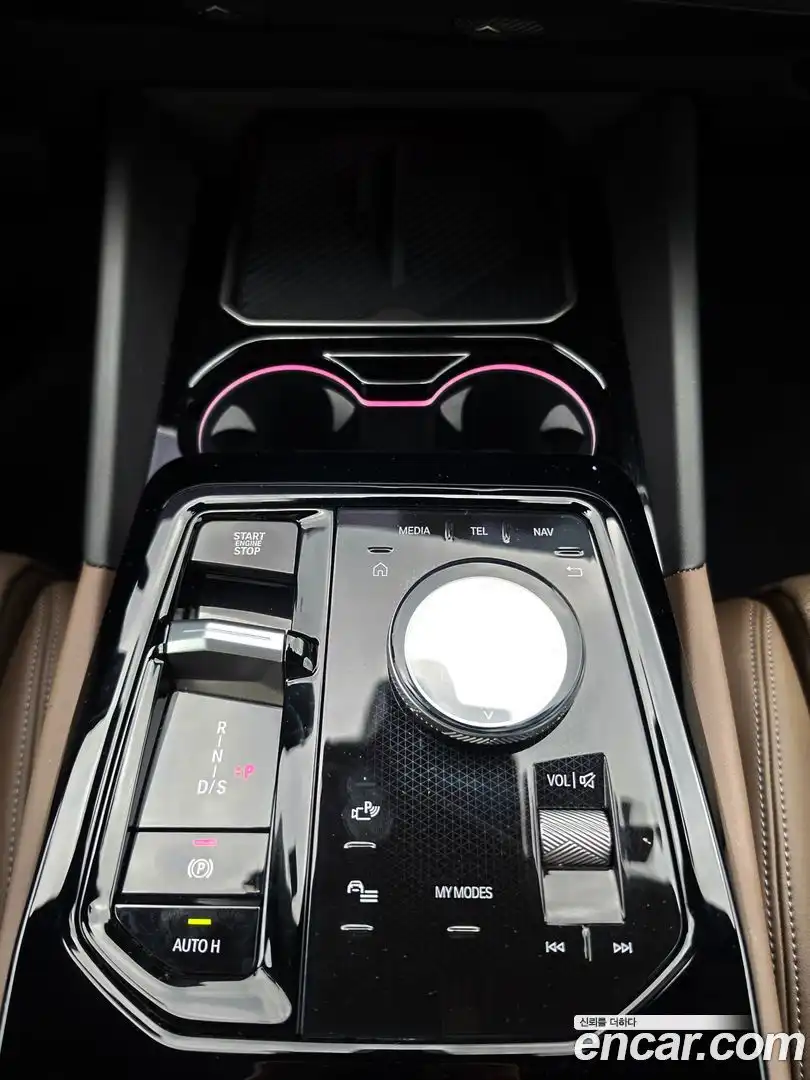 5-Series BMW 2025.8-INNER-009