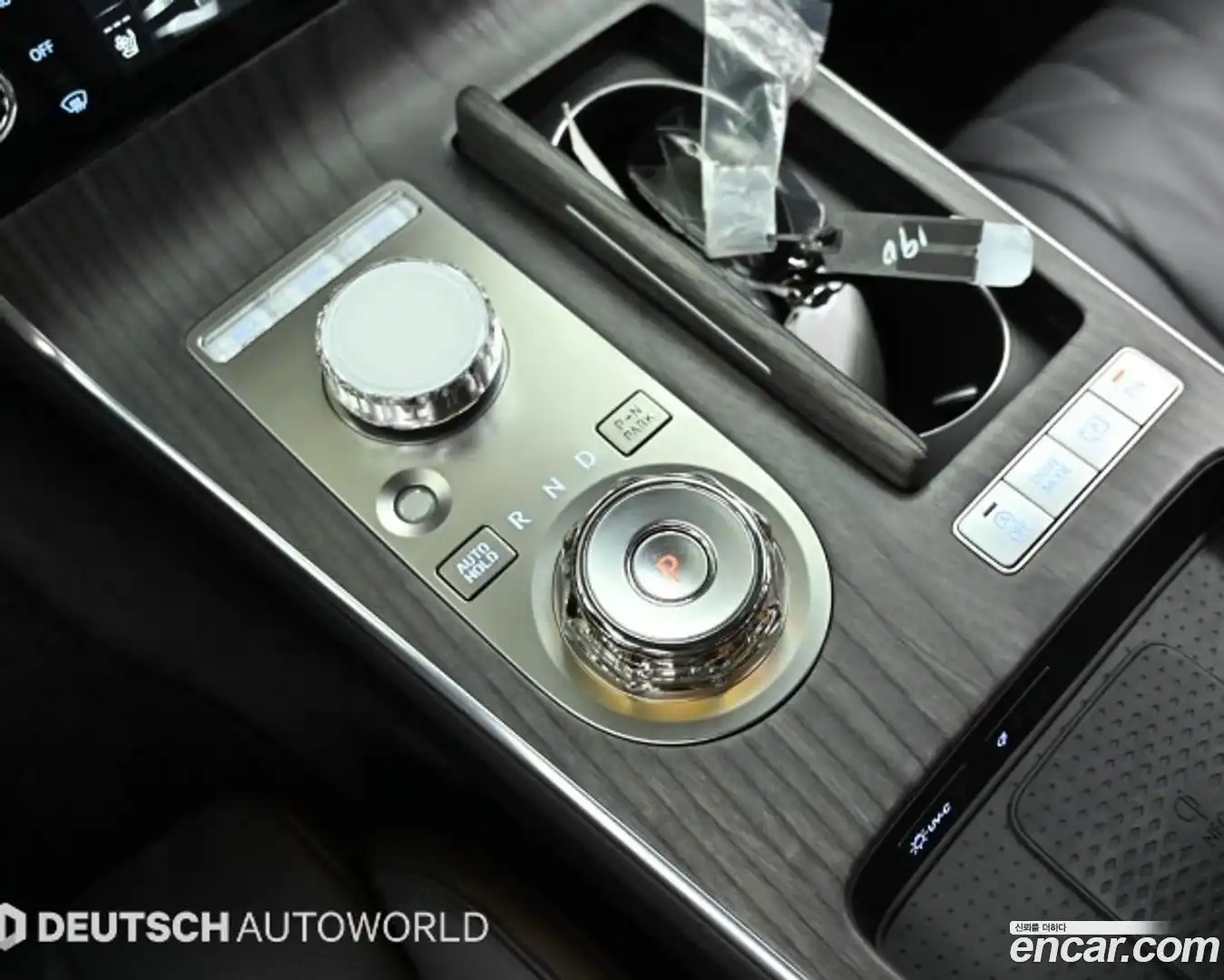 G80 Genesis 2025.0-INNER-009