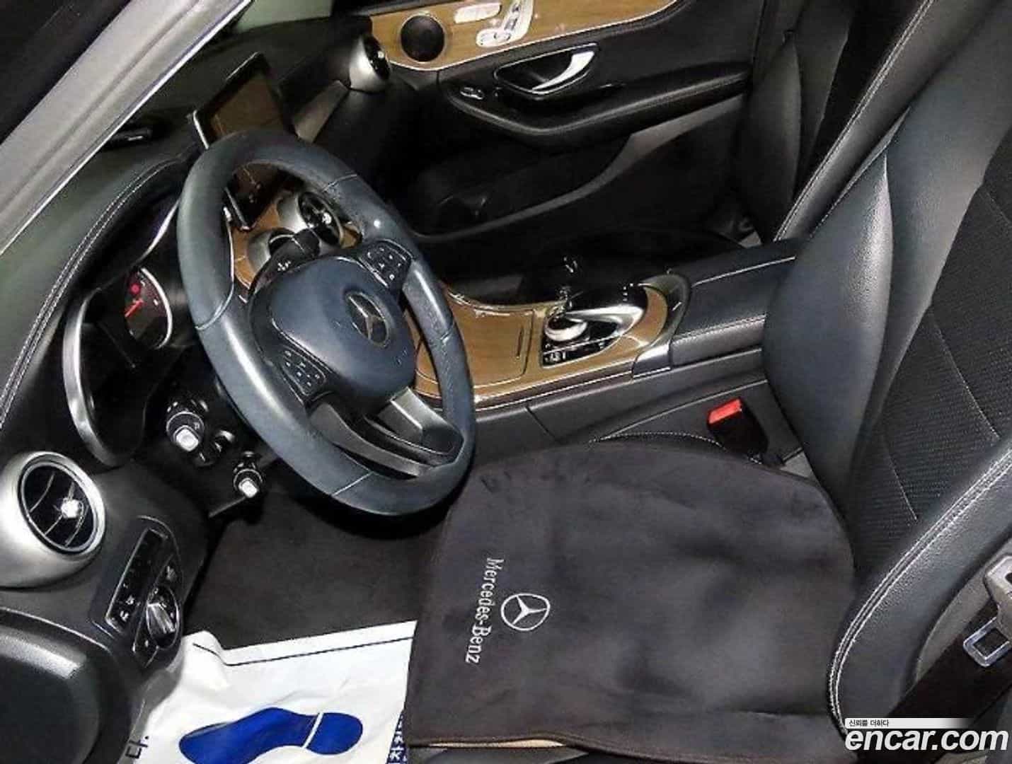 C-Class Mercedes-Benz 2015.9-OUTER-006