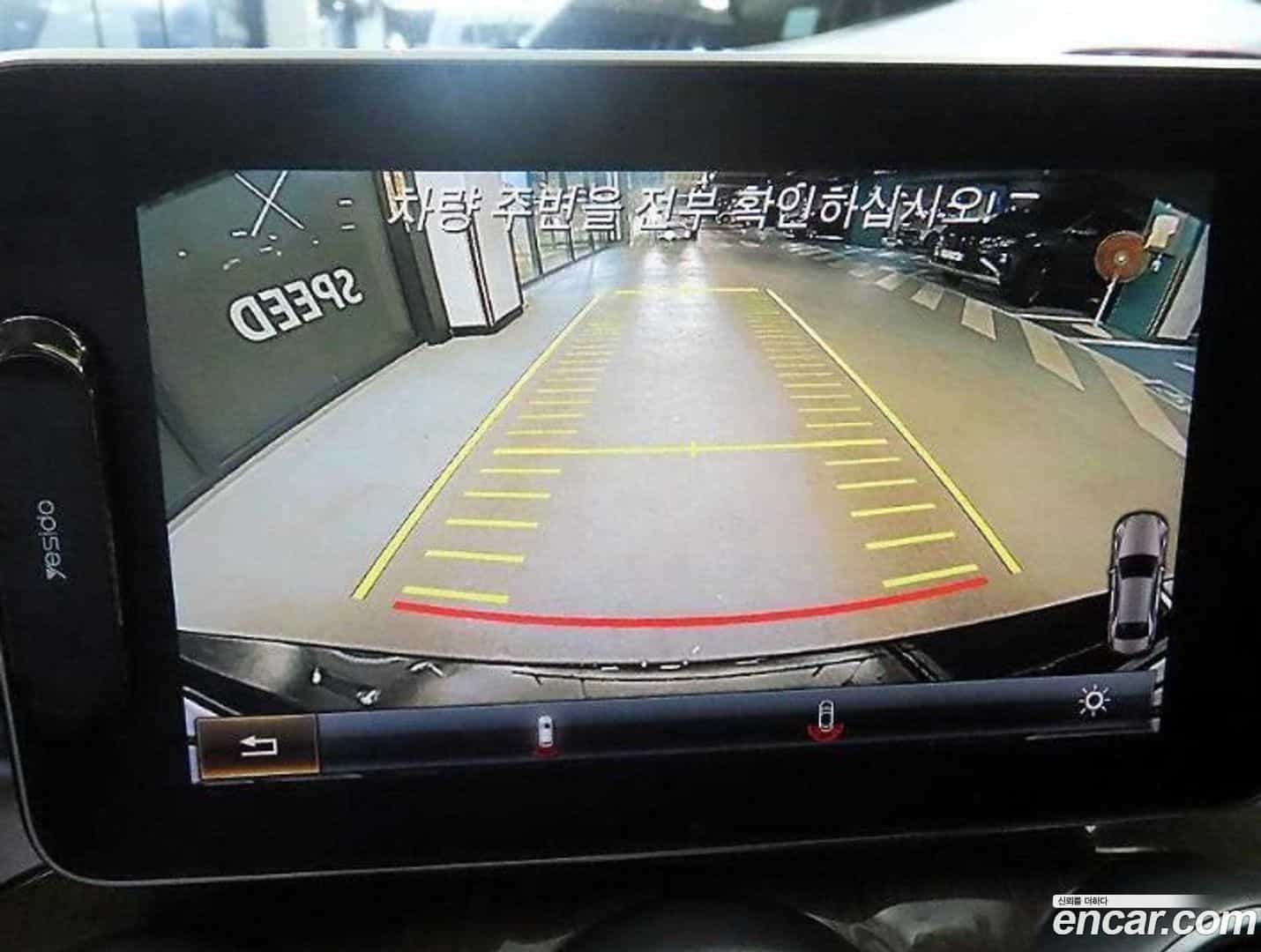 C-Class Mercedes-Benz 2015.9-OPTION-019