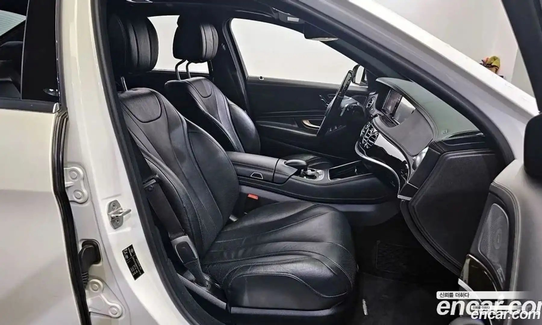 S-Class Mercedes-Benz 2015.2-INNER-010