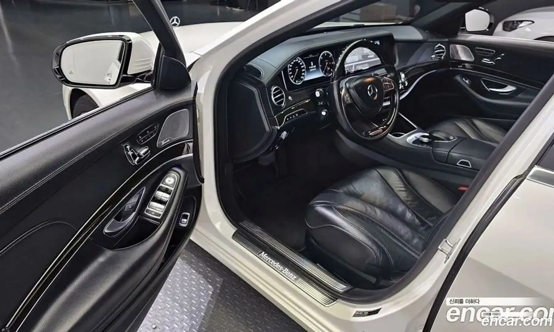 S-Class Mercedes-Benz 2015.2-OPTION-015