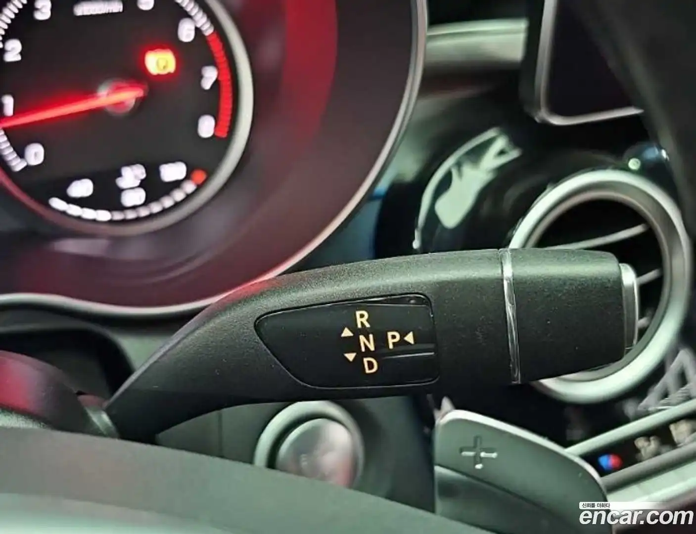 C-Class Mercedes-Benz 2015.7-INNER-008