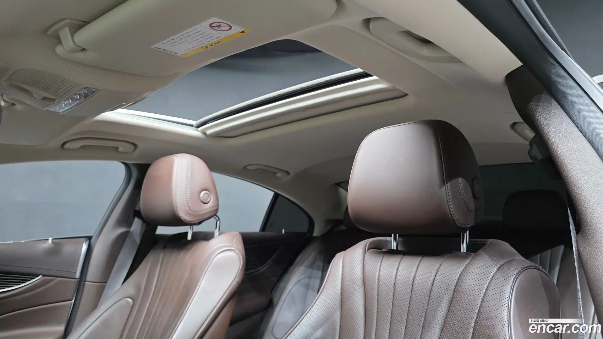 CLS-Class Mercedes-Benz 2019.10-OPTION-021