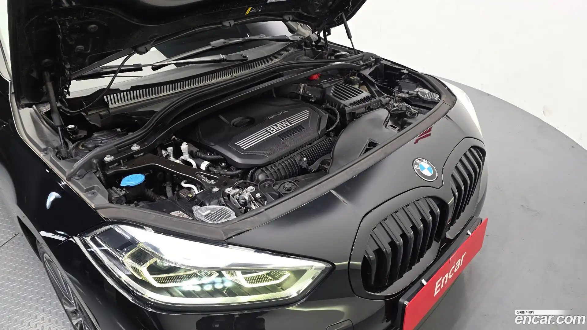 1-Series BMW 2021.10-OUTER-006