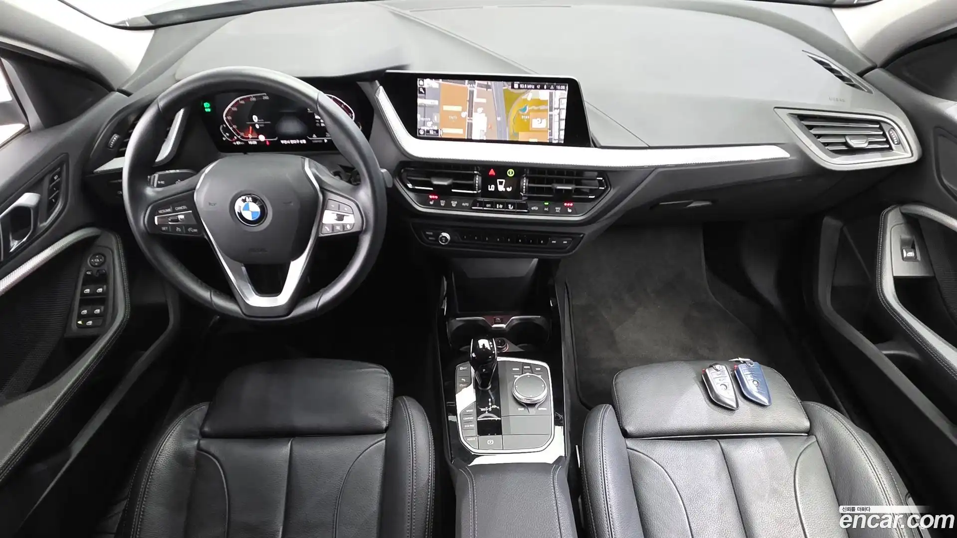 1-Series BMW 2021.10-INNER-007