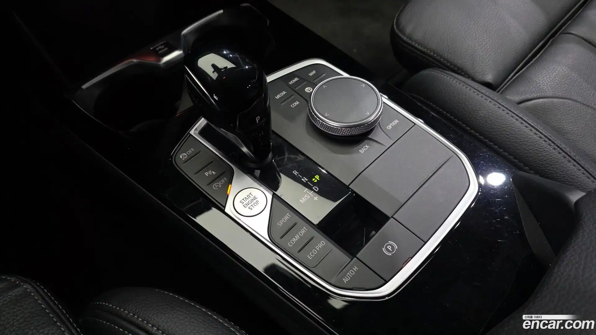 1-Series BMW 2021.10-INNER-009