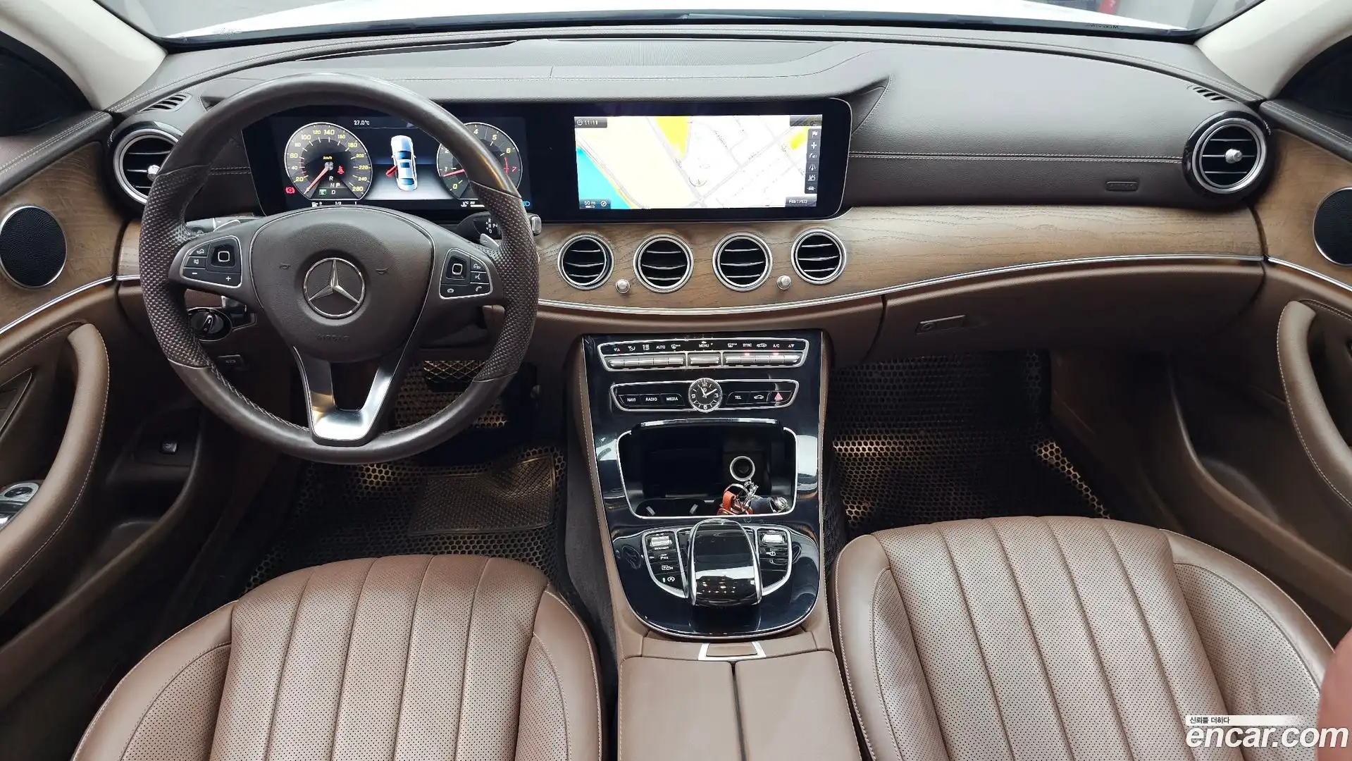 E-Class Mercedes-Benz 2017.0-INNER-007