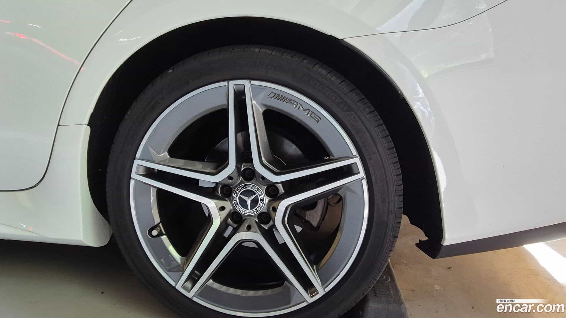 CLS-Class Mercedes-Benz 2020.2-INNER-008
