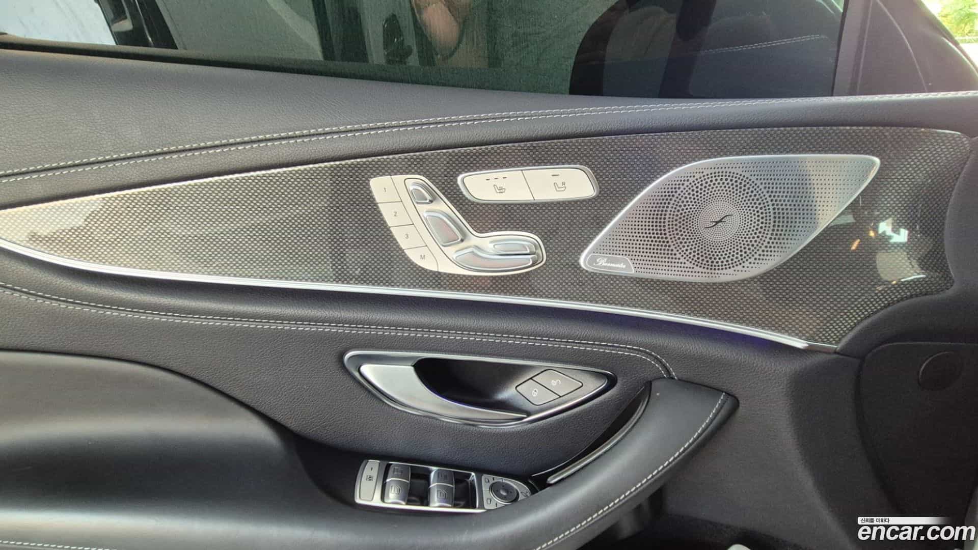 CLS-Class Mercedes-Benz 2020.2-INNER-010