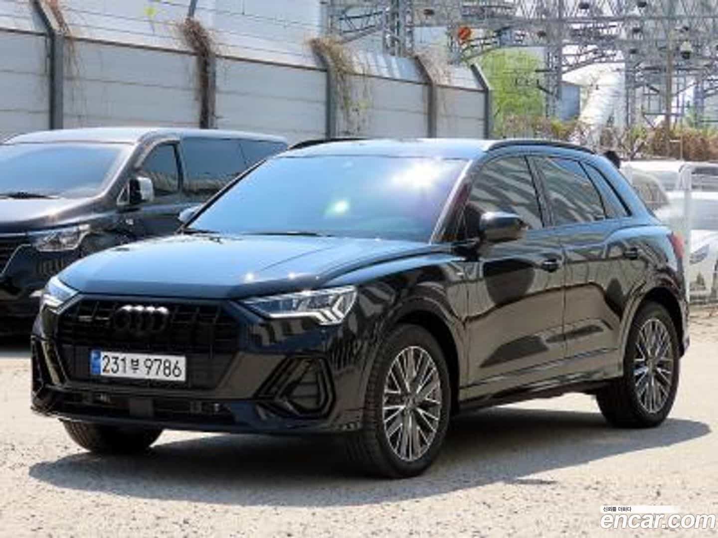 Q3 Audi 2025.2-OUTER-001