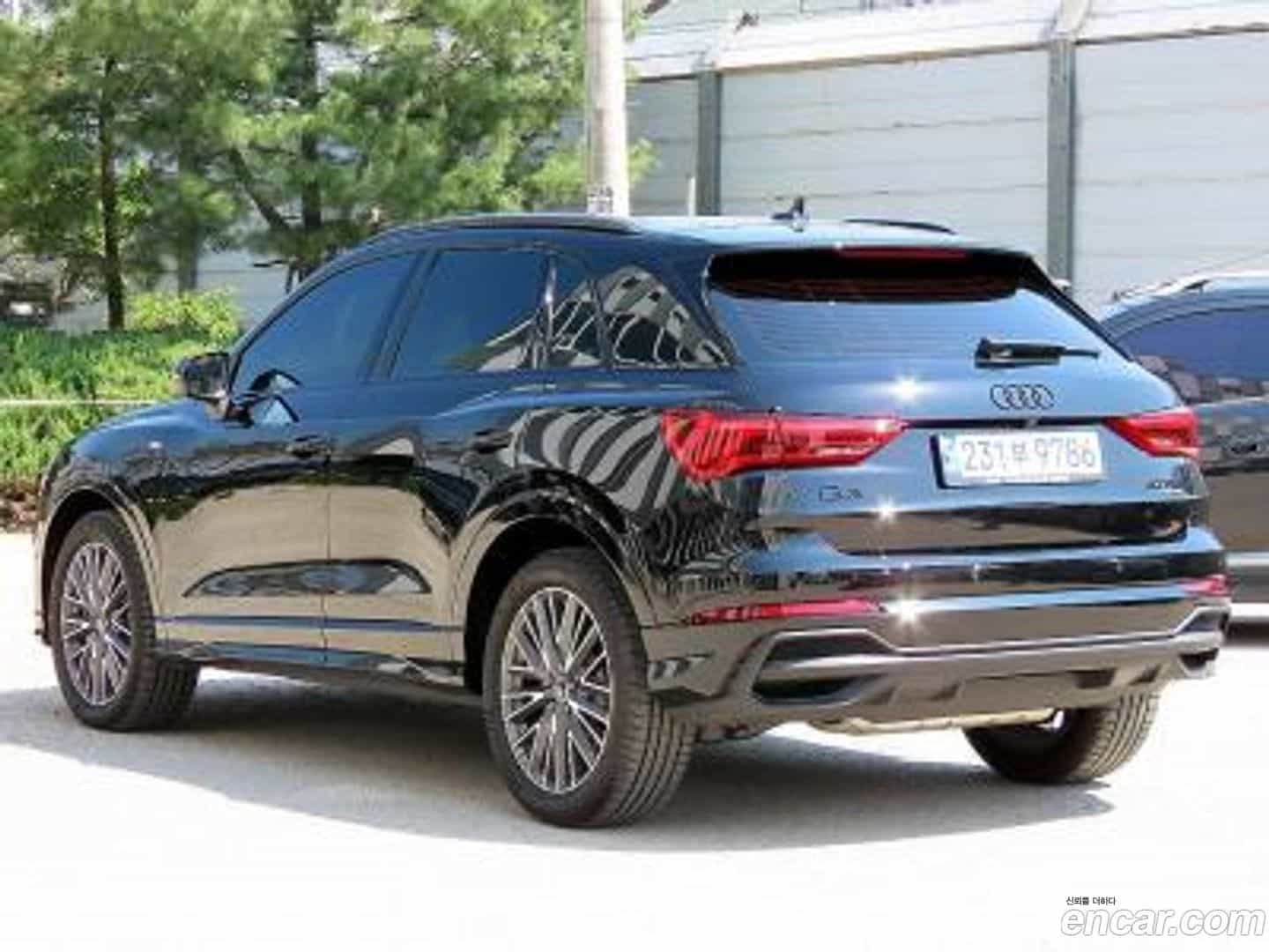 Q3 Audi 2025.2-OUTER-002
