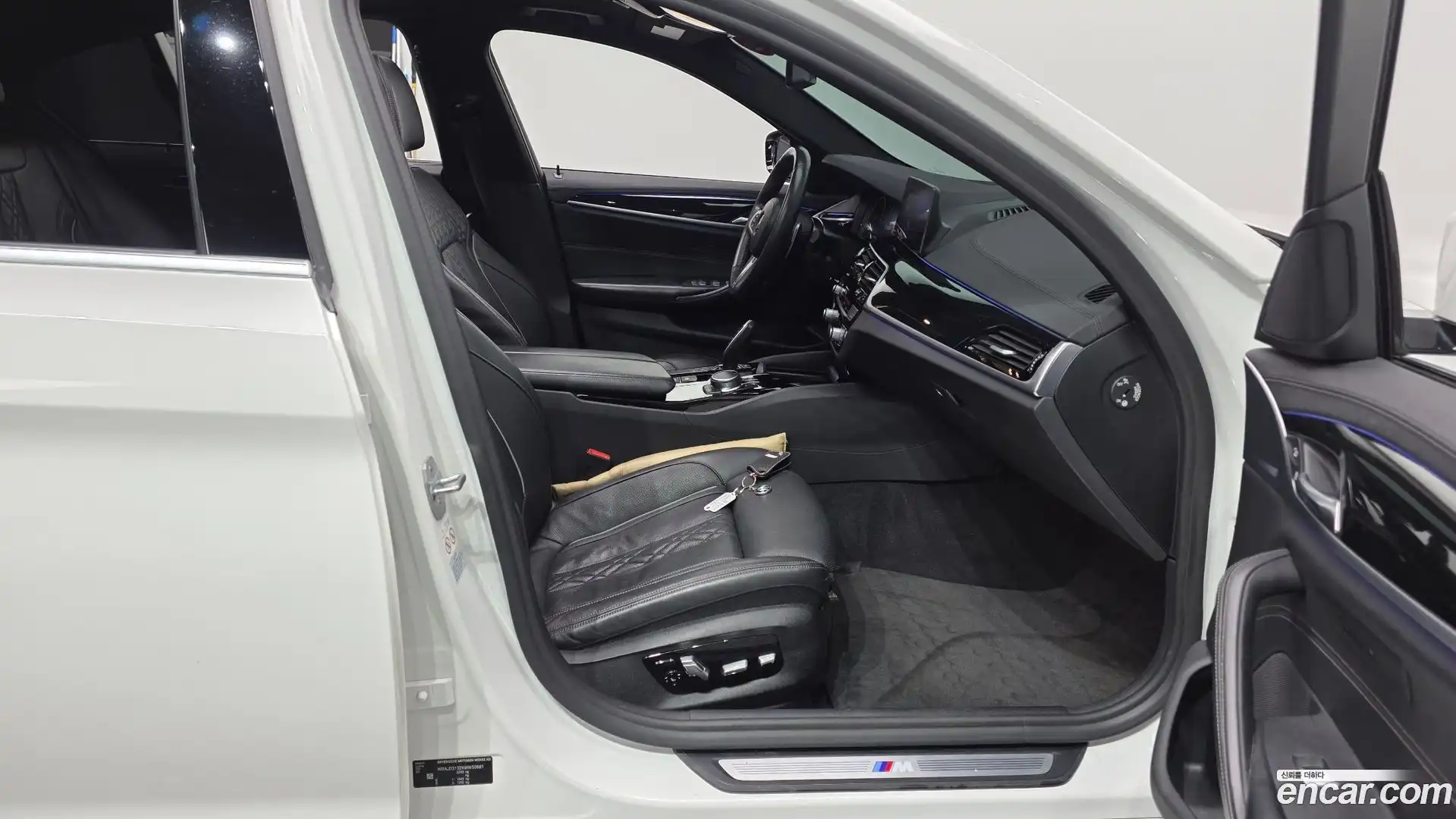 5-Series BMW 2019.9-INNER-036