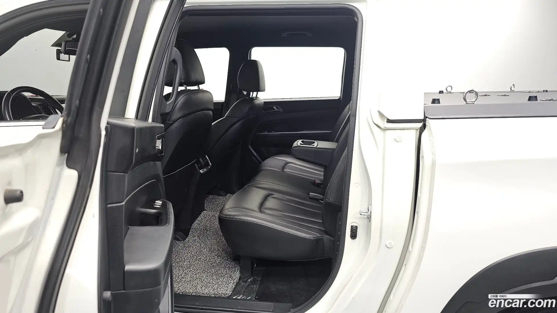 Rexton KG Mobility 2022.10-OPTION-016