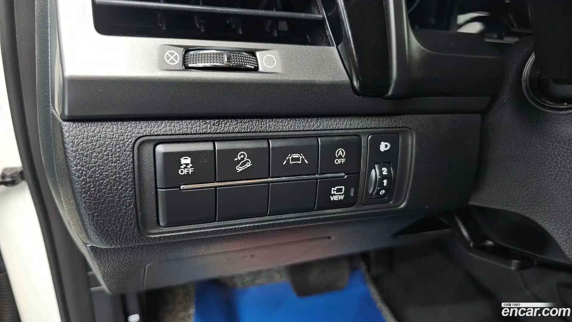Rexton KG Mobility 2022.10-OPTION-018