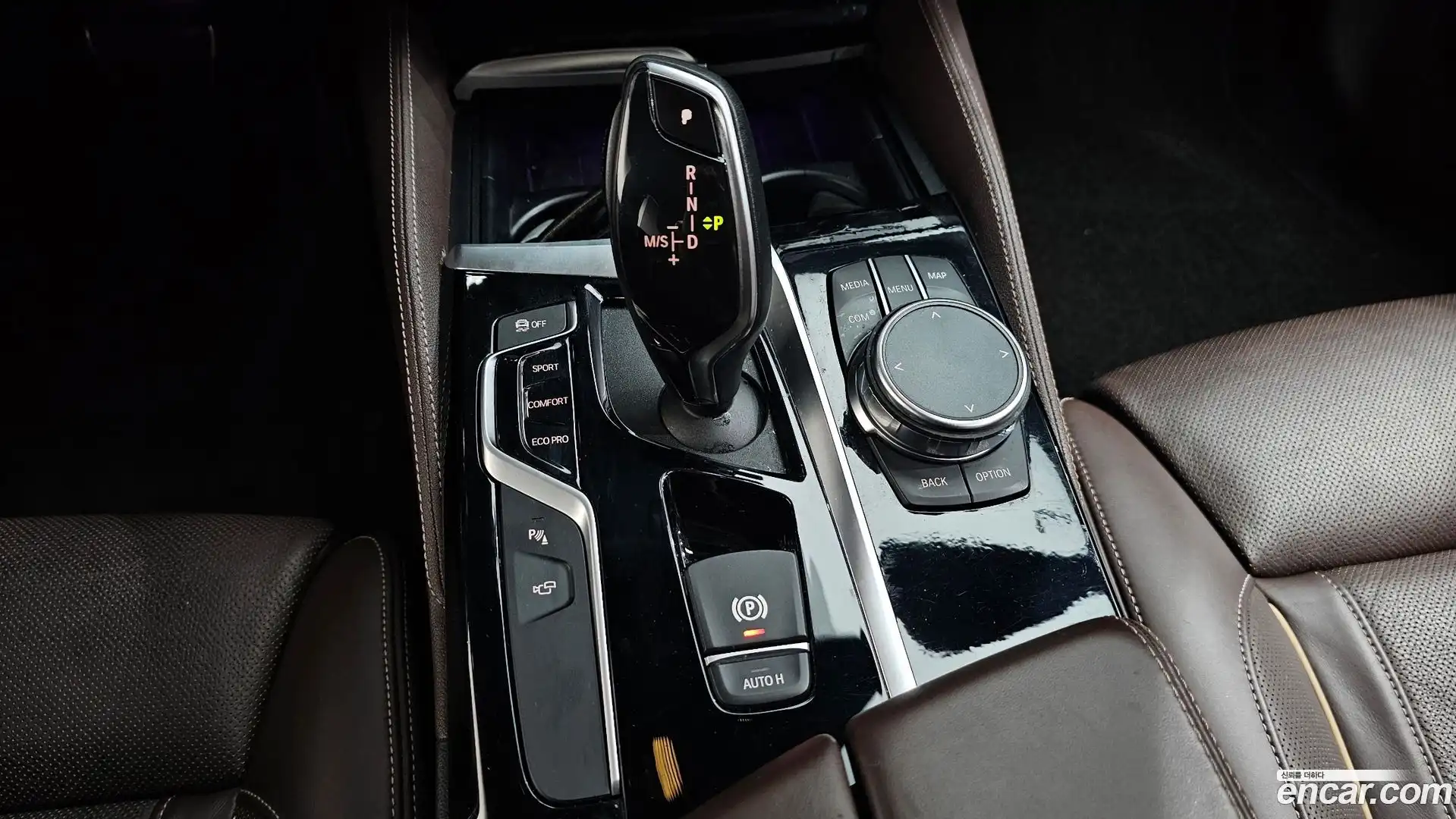 5-Series BMW 2019.3-INNER-009