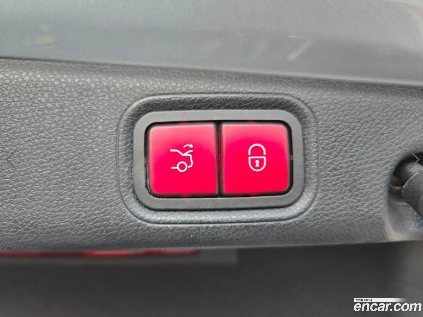 E-Class Mercedes-Benz 2021.5-OPTION-021