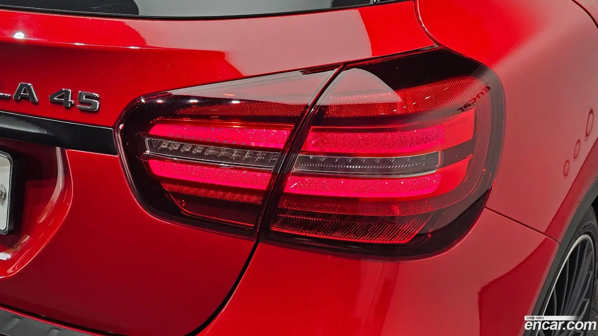 GLA-Class Mercedes-Benz 2019.4-OUTER-033