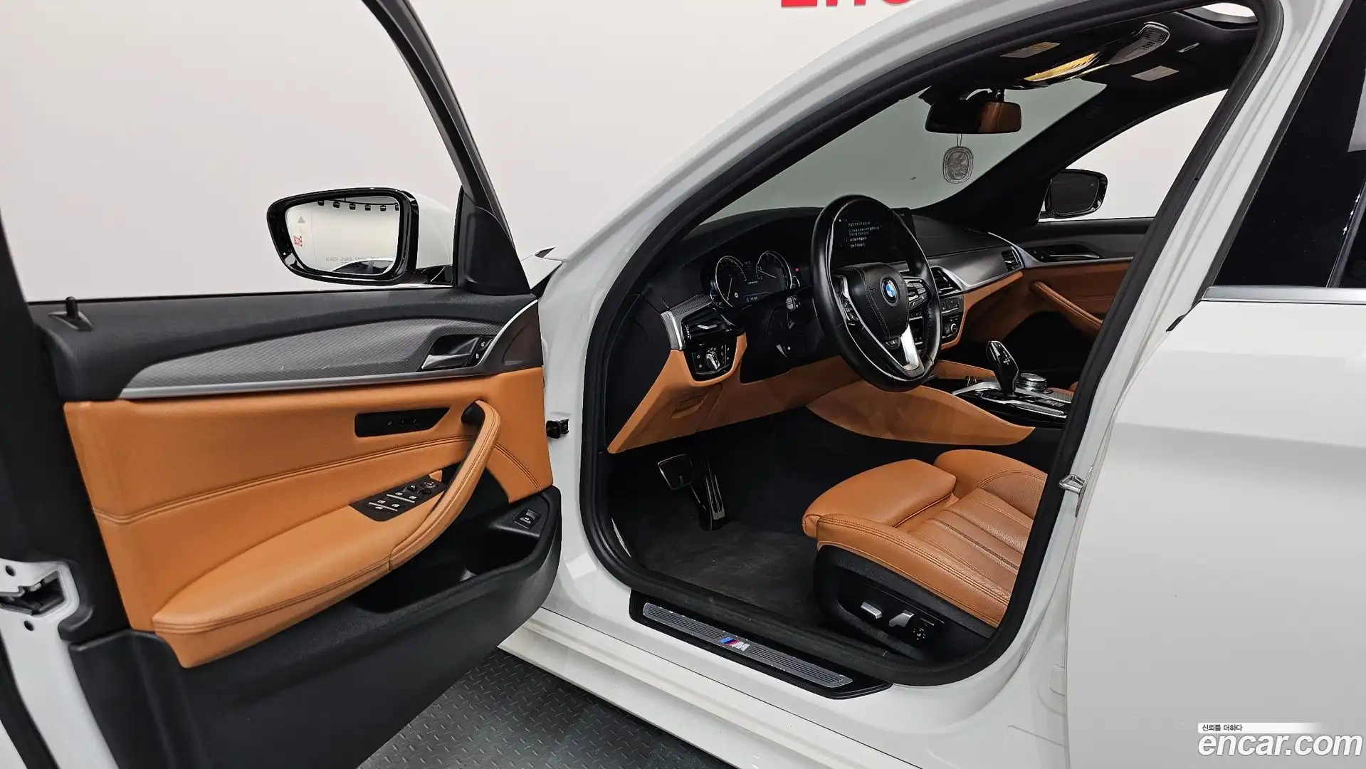 5-Series BMW 2017.10-INNER-010