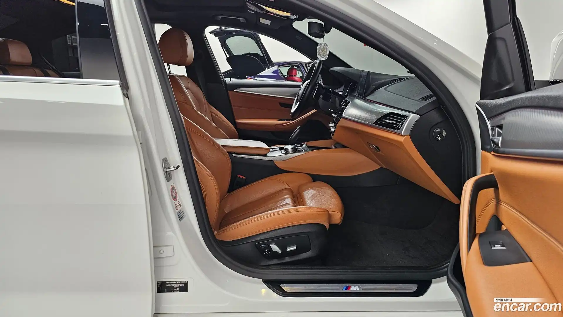 5-Series BMW 2017.10-INNER-036