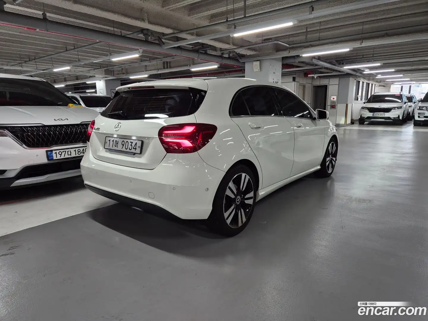A-Class Mercedes-Benz 2018.3-OUTER-003